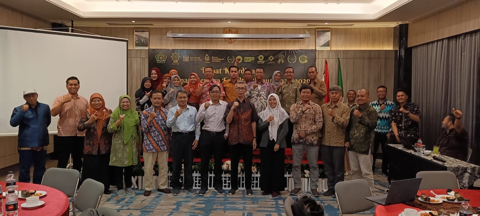 DOSEN PAI MENJADI MITRA SEJAWAT DALAM PENYUSUNAN RENSTRA UIN SALATIGA